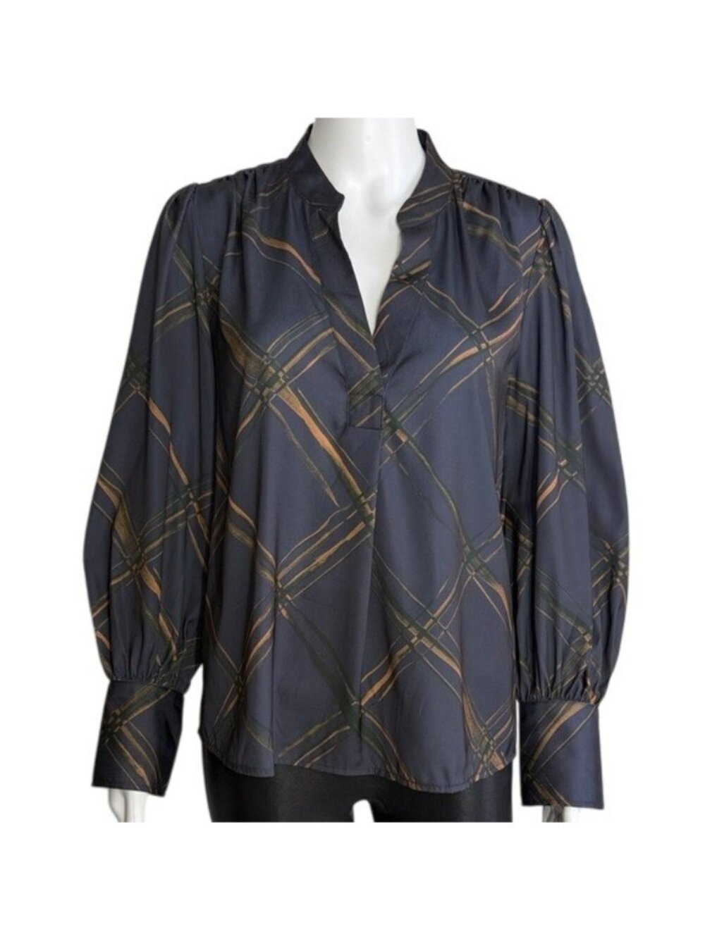 Banana Republic Volume Sleeve Blouse in Navy Print - Size MP